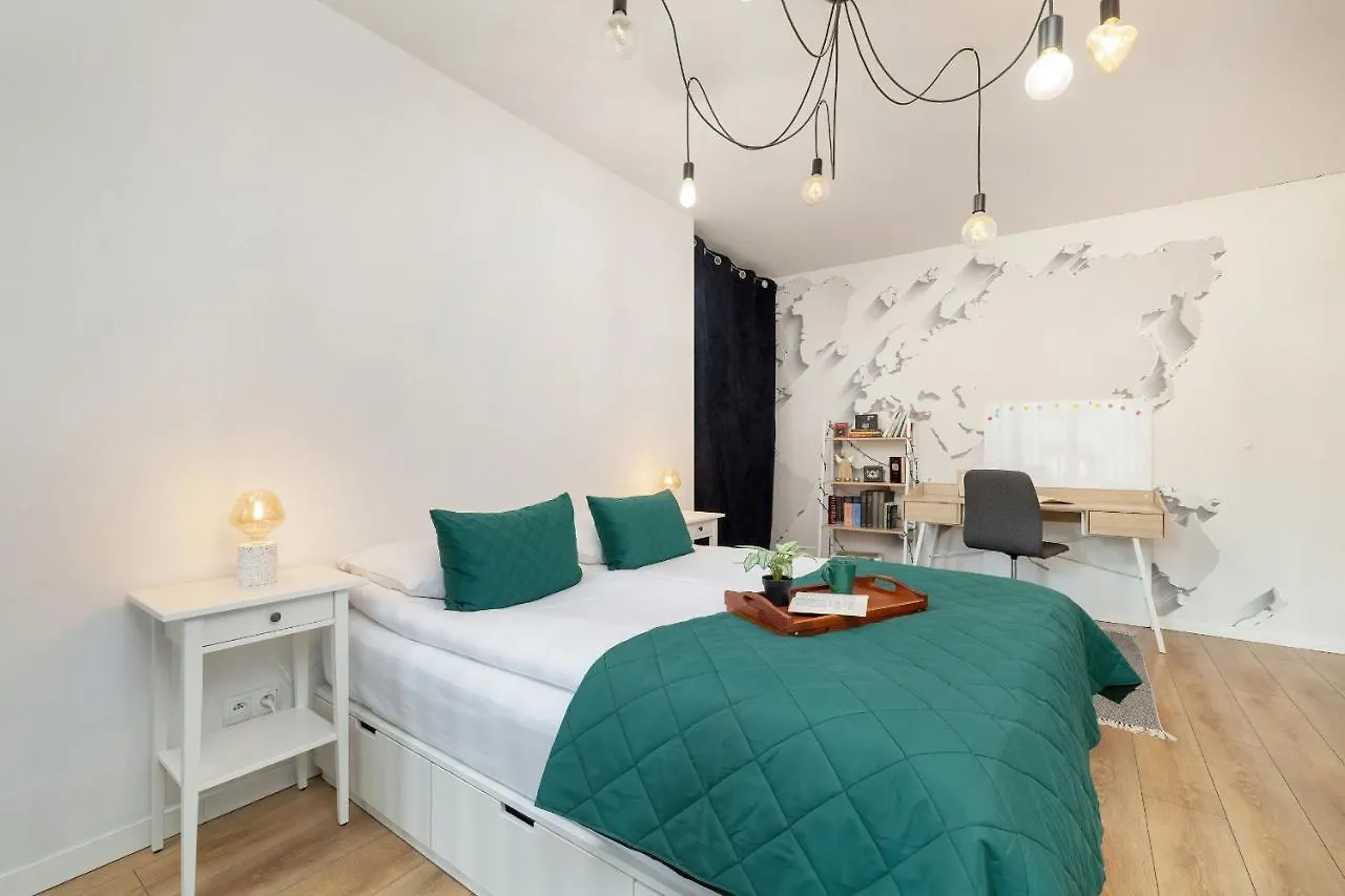 Solna Cracow Air-Conditioned Apartment With Balcony By Noclegi Renters Krakow
