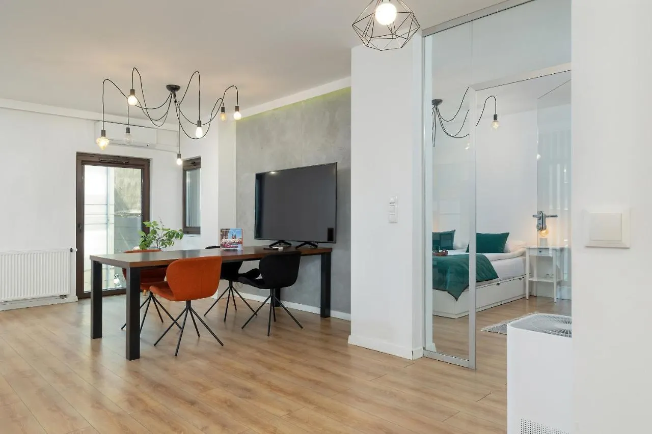 Solna Cracow Air-Conditioned Apartment With Balcony By Noclegi Renters Krakow