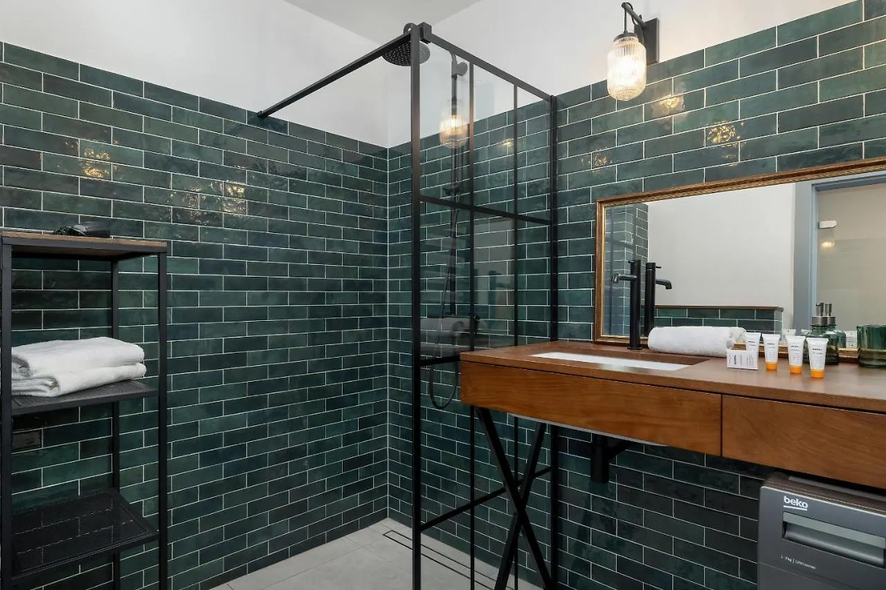 Solna Cracow Air-Conditioned Apartment With Balcony By Noclegi Renters Krakow