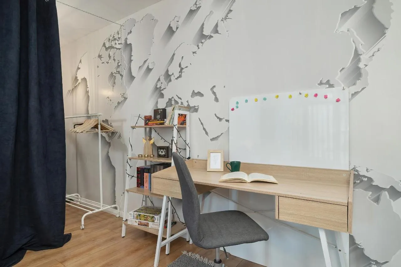 Solna Cracow Air-Conditioned Apartment With Balcony By Noclegi Renters Krakow